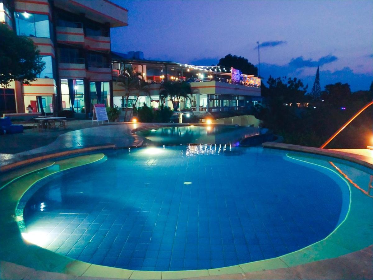 Bukit Kenari Hotel & Restaurant Parepare Exterior foto